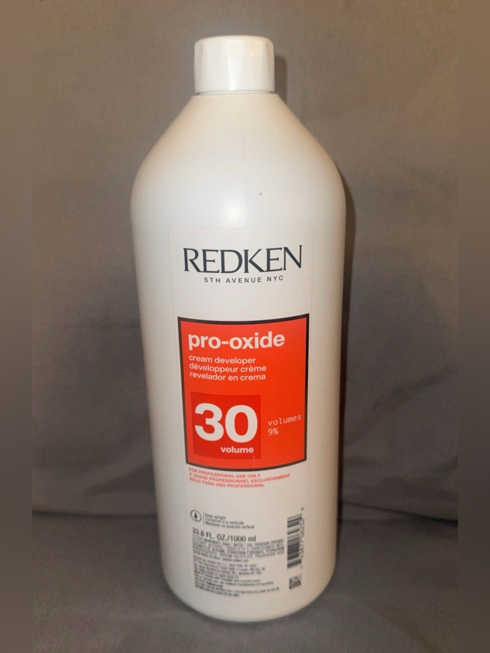 Redken Pro-Oxide 30 Volume Cream Developer 33.8 fl oz / 1000 ml BRAND NEW!